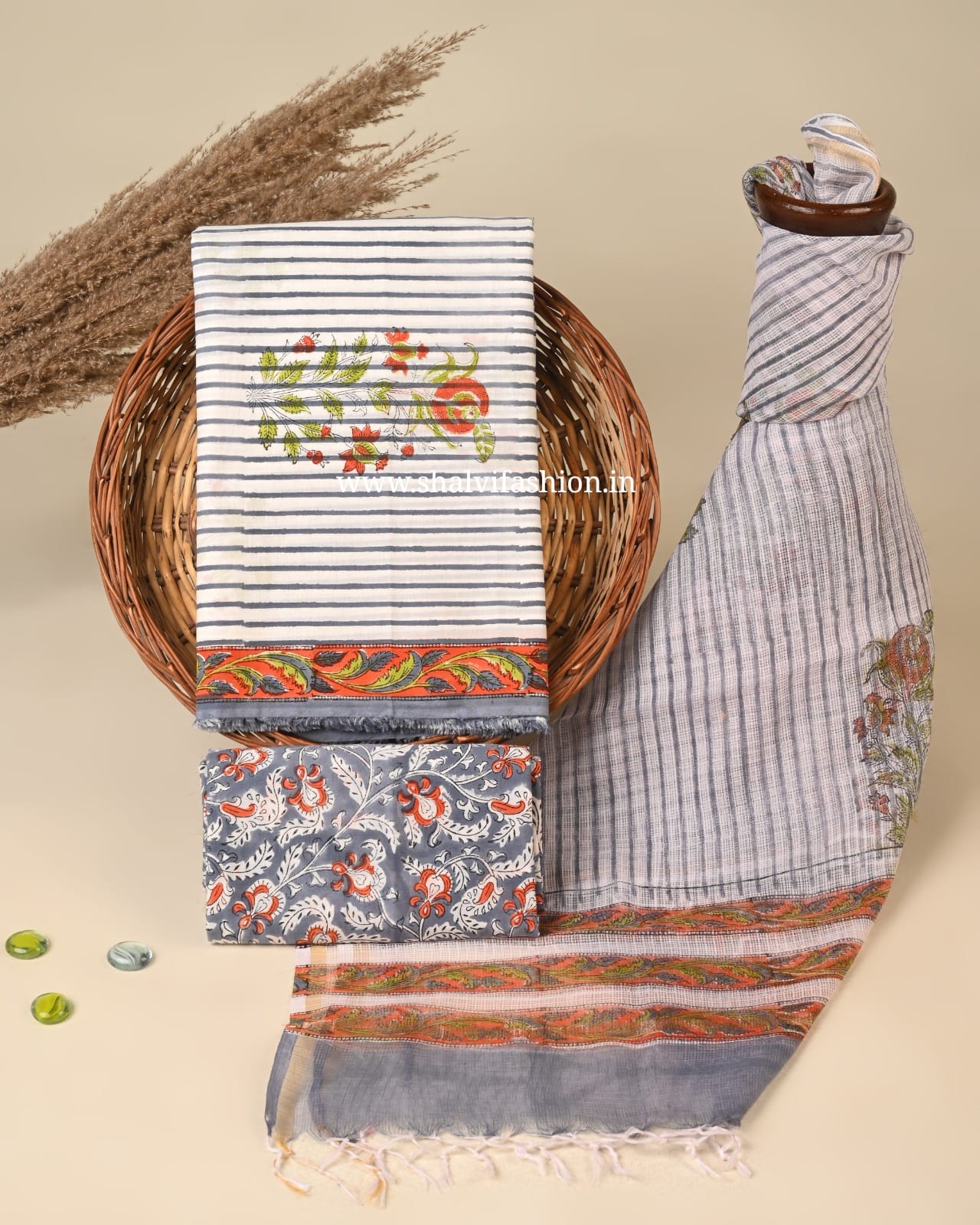 Shop unstitched block print cotton suits with doria dupatta (3CKD854)