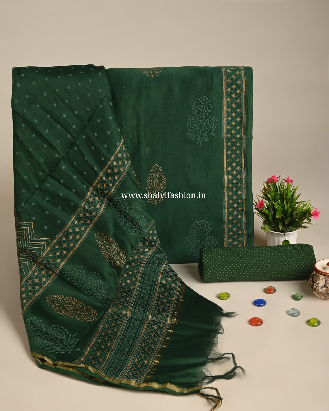 Shop unstitched block print chanederi silk suits in jaipur (CHA951)