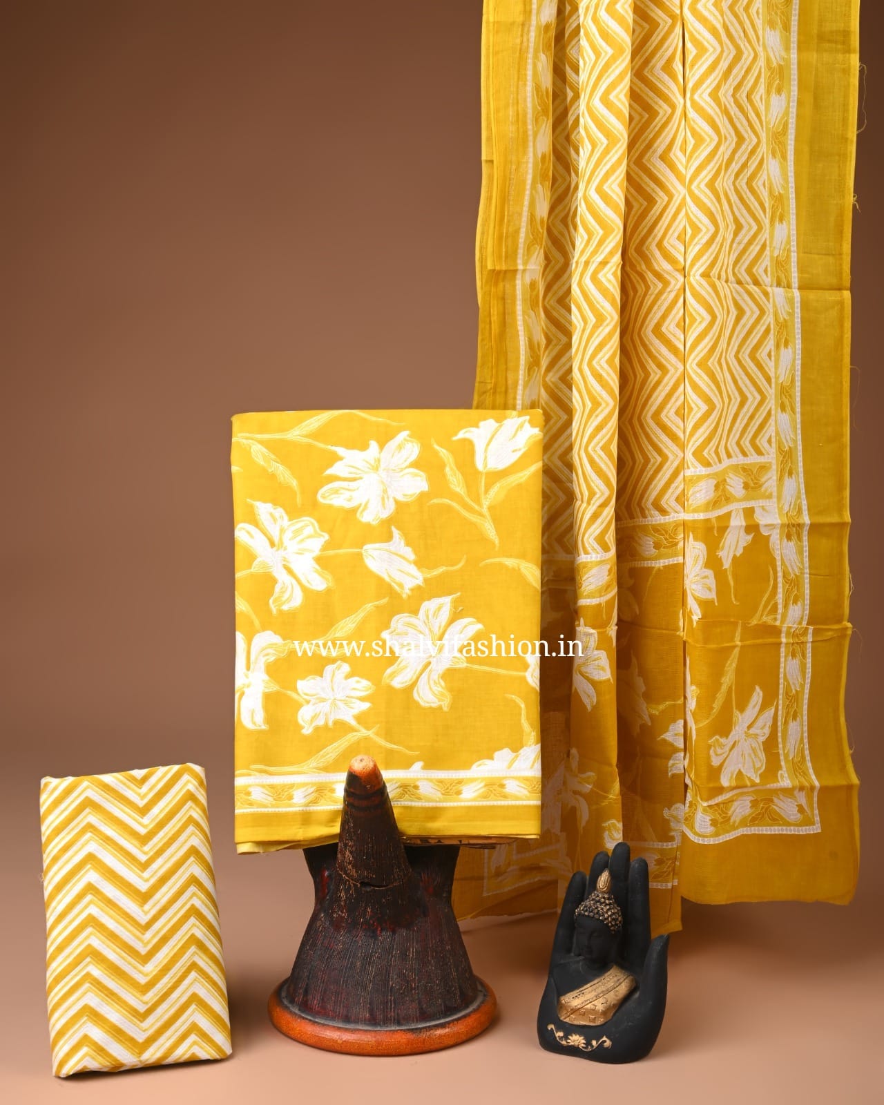 Shop hand screen print cotton suits with mulmul dupatta (COT109)