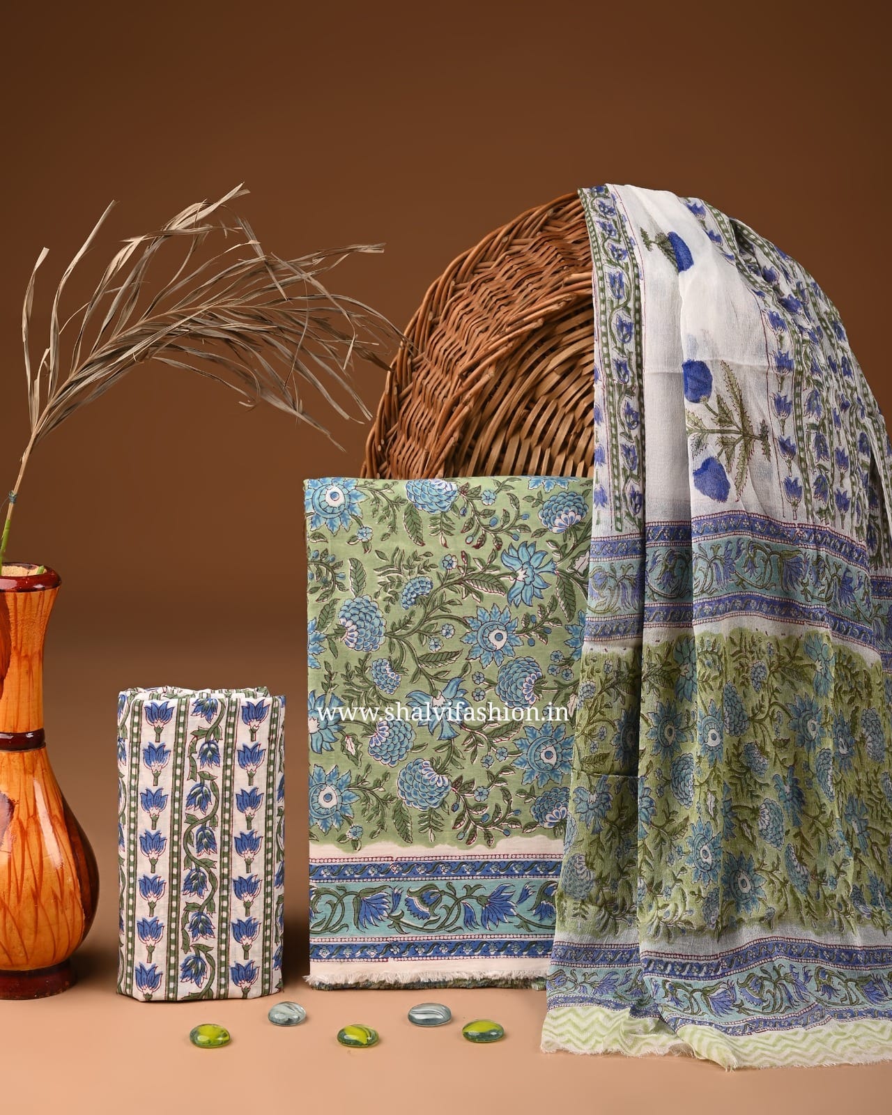 Shop block printed cotton suits in jaipur (PCHF544)