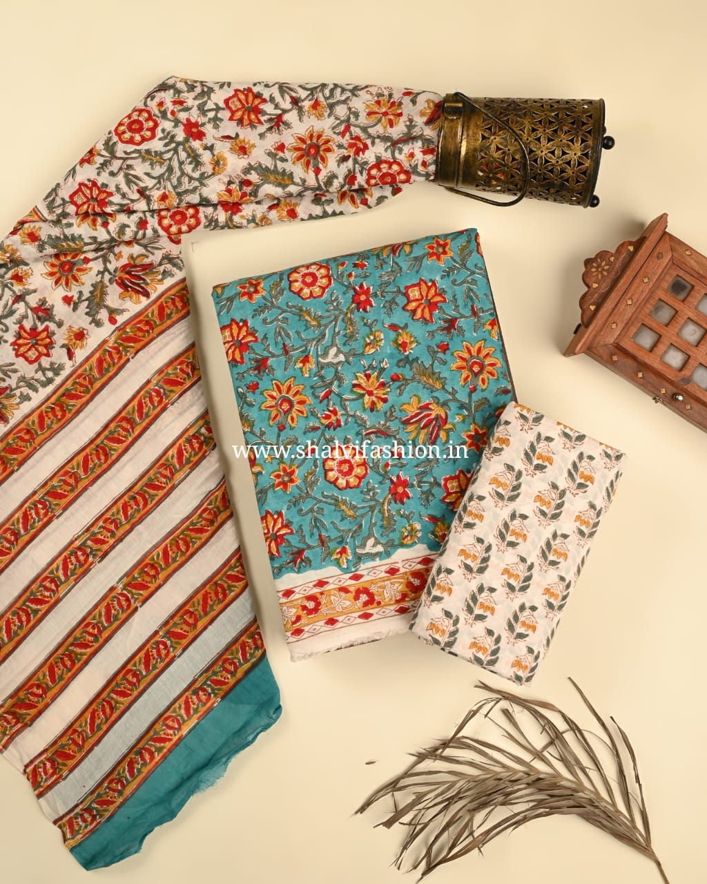 Shop jaipuri print cotton suits with mulmul dupatta online (PRMUL497)