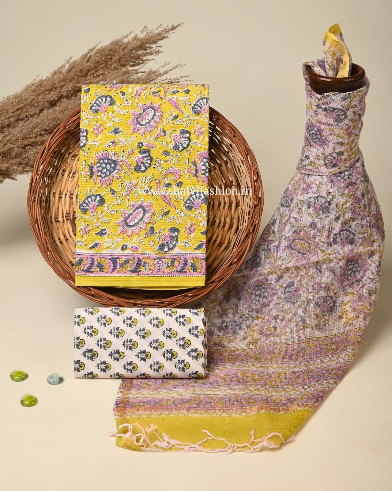 Shop block printed cotton suits with kota dupatta online (3CKD744)