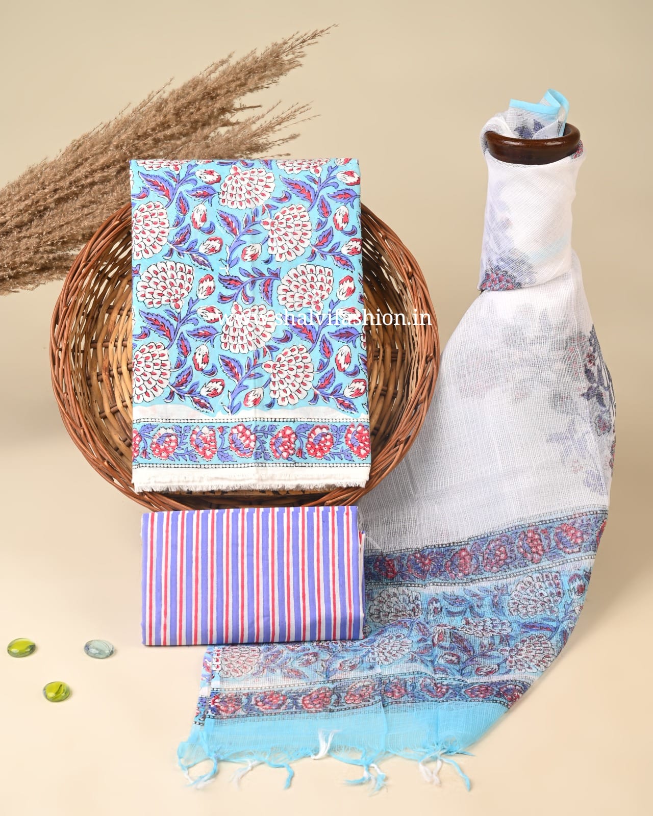Shop hand block printed cotton suits online (3CKD835)