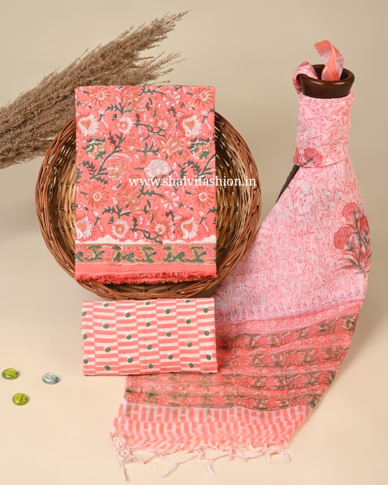 Shop block print cotton suits with kota dupatta online (3CKD853)