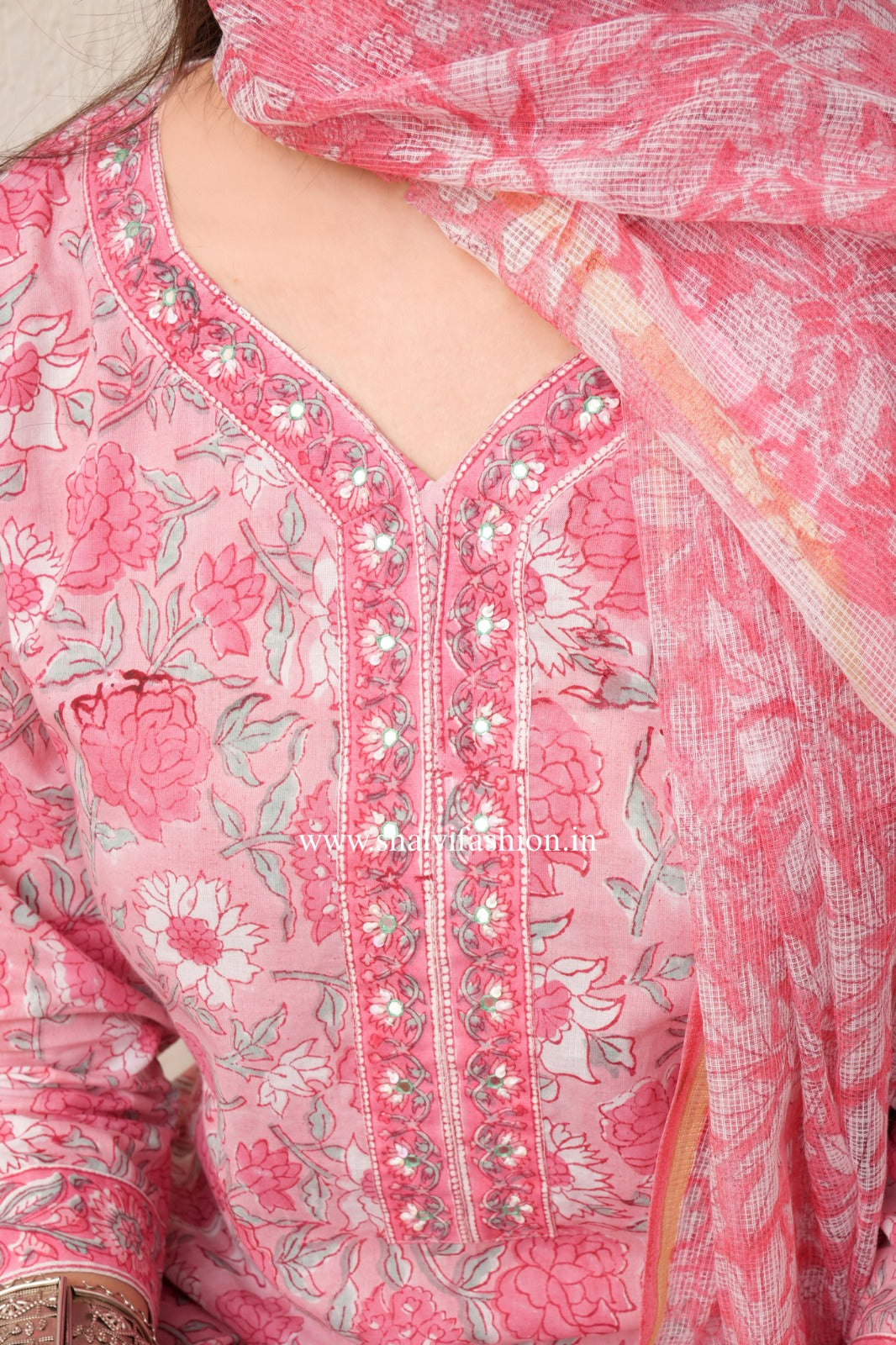 Shop block print cotton suits with kota dupatta online (CSS386)