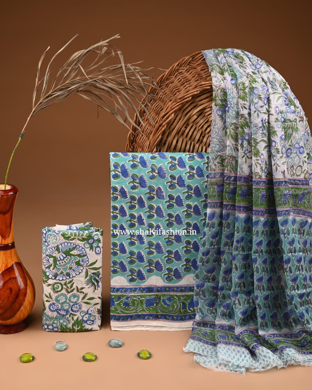 Shop sanganeri print cotton suits with chiffon dupatta (PCHF553)