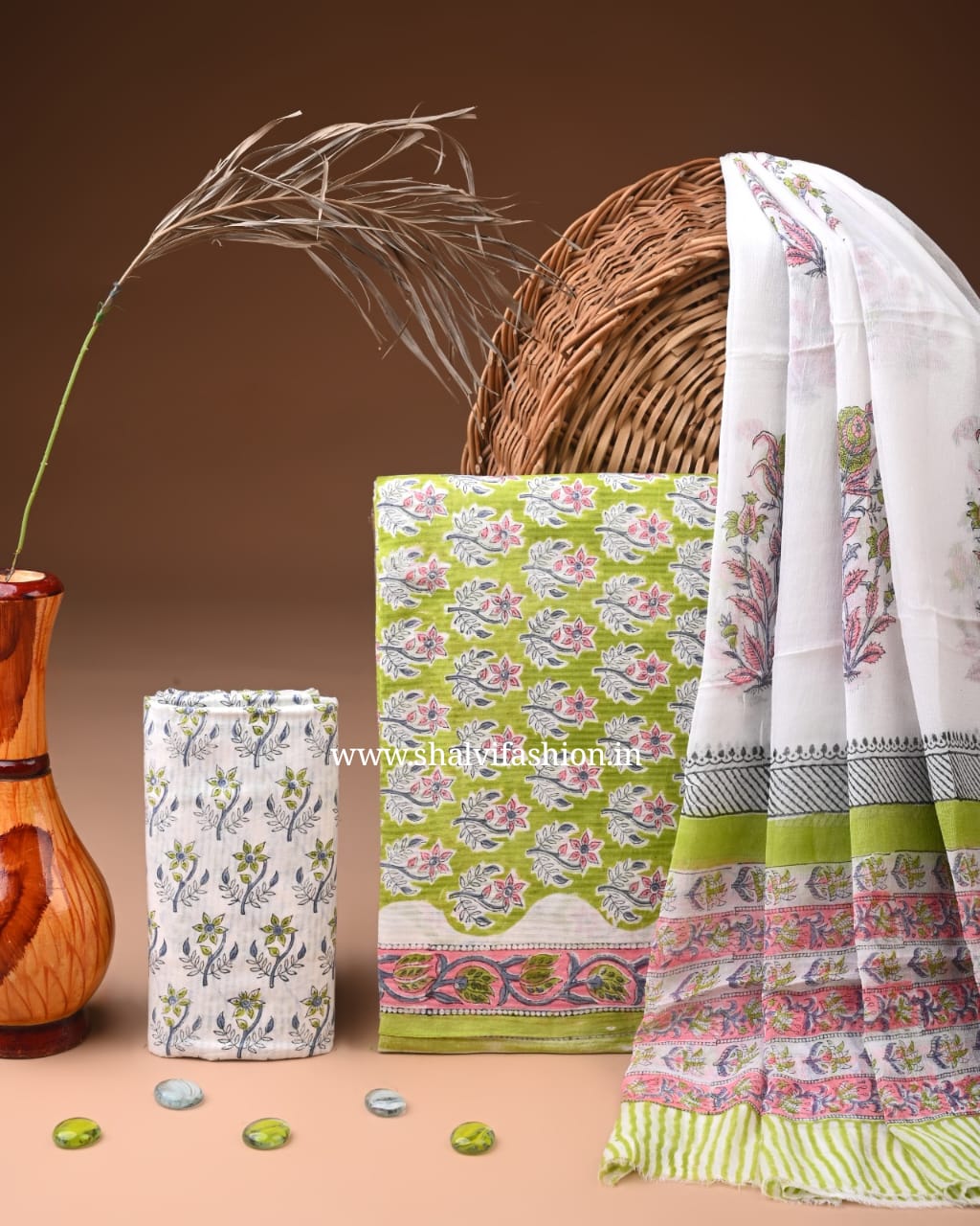 Shop sanganeri print cottion suits with chiffon dupatta (PCHF625)