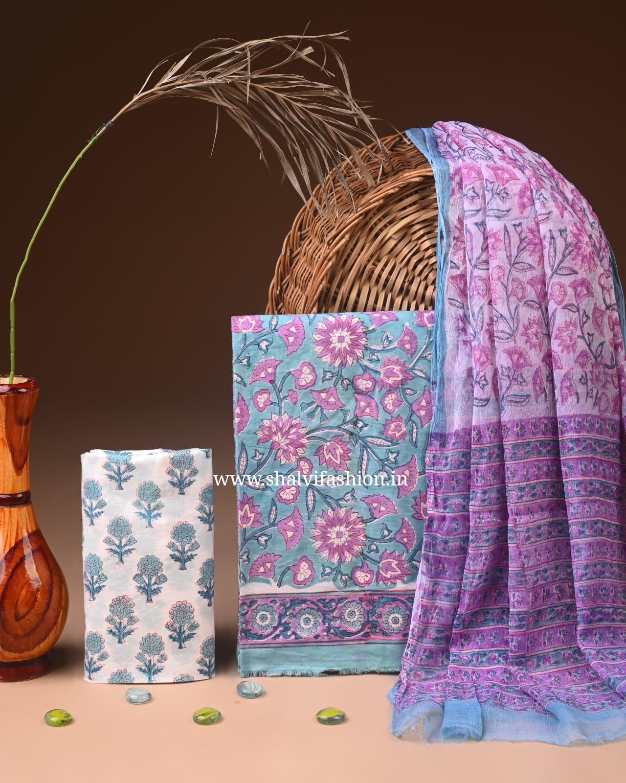 Shop jaipuri printed cotton suits with chiffon dupatta online (PCHF696)