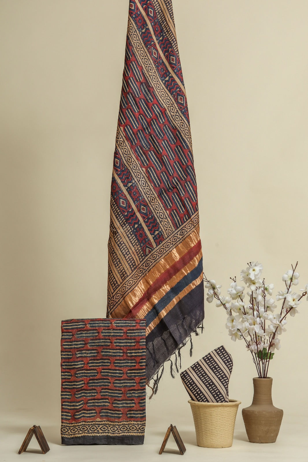 Shop hand block printed tussar silk suits in jaipur (TUS17)